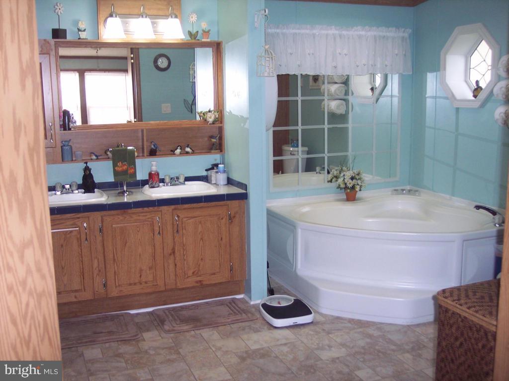 35 Plateau Road Lititz, PA 17543 - Photo 23 of 35