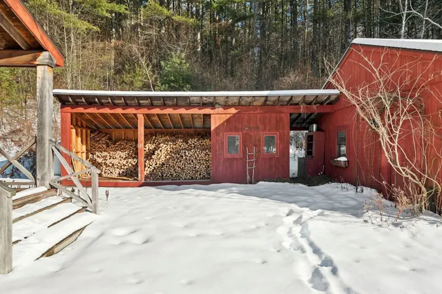 $550,000 | 8 Laclair Drive, Cornish, NH 03745
