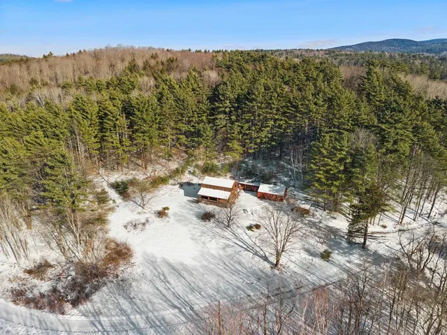 $550,000 | 8 Laclair Drive, Cornish, NH 03745