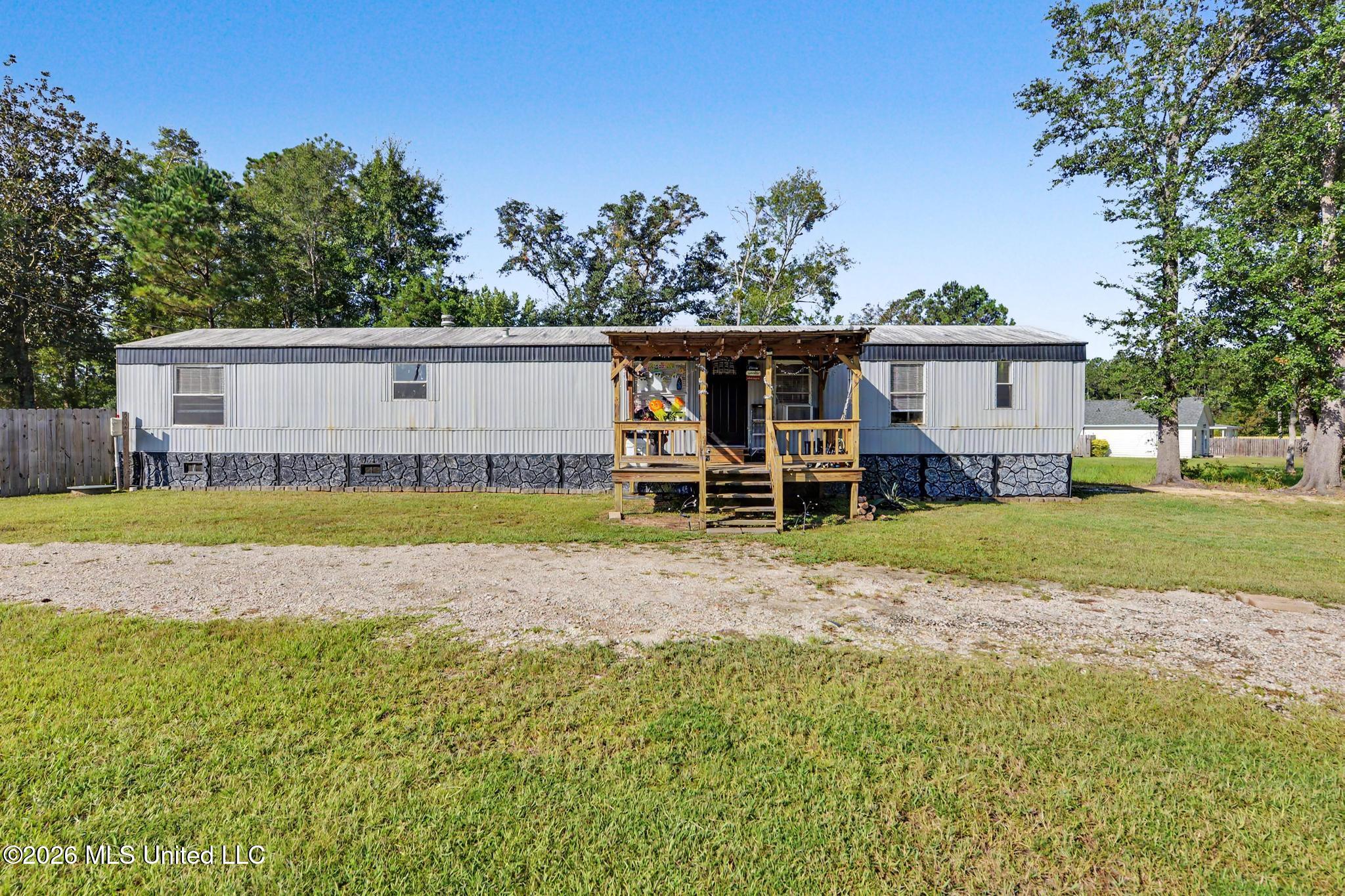 15005 Dantzler Road Vancleave, MS 39565 - Photo 2 of 32 001