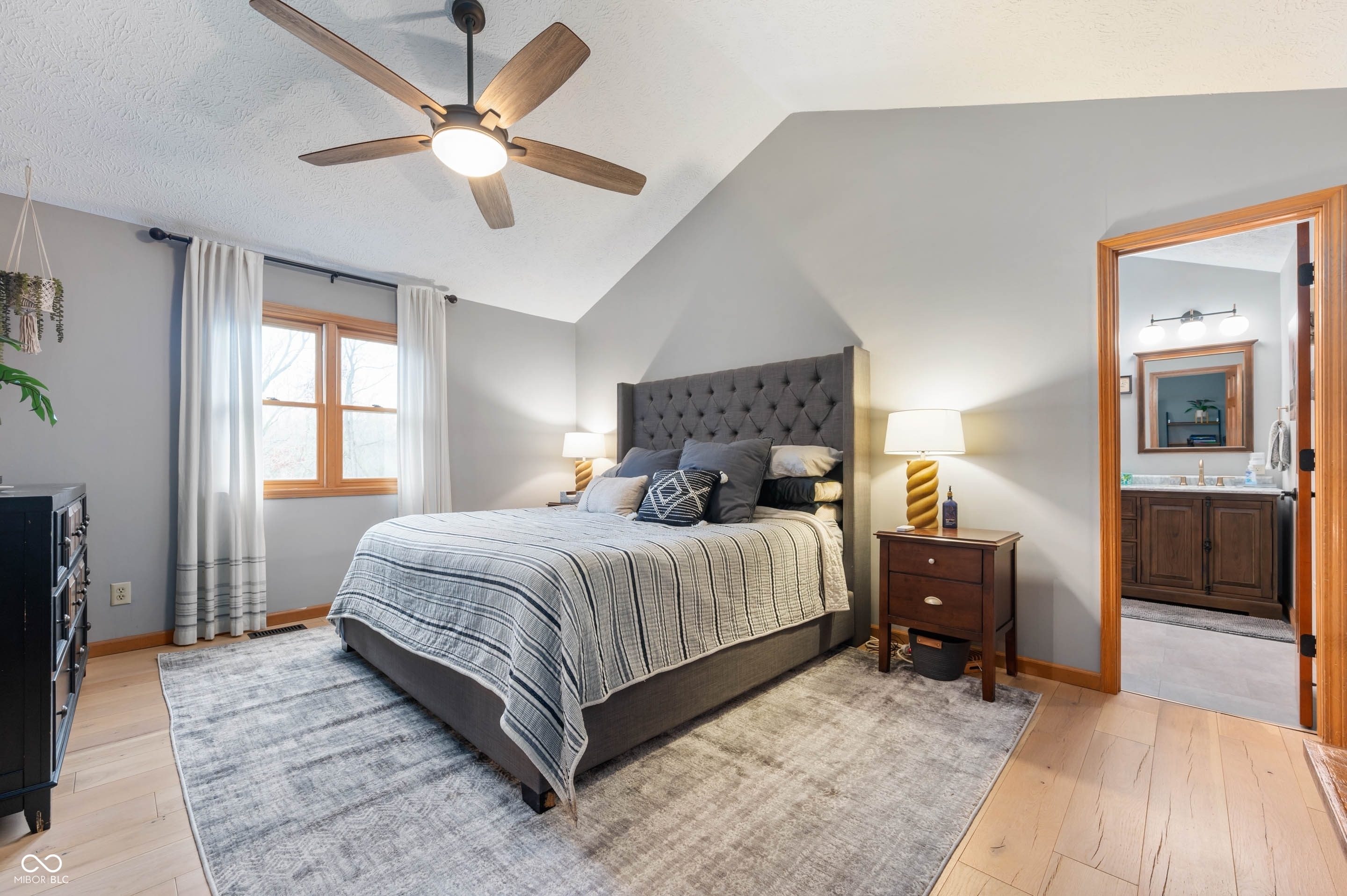 11612 Victoria Court Carmel, IN 46033 - Photo 20 of 37