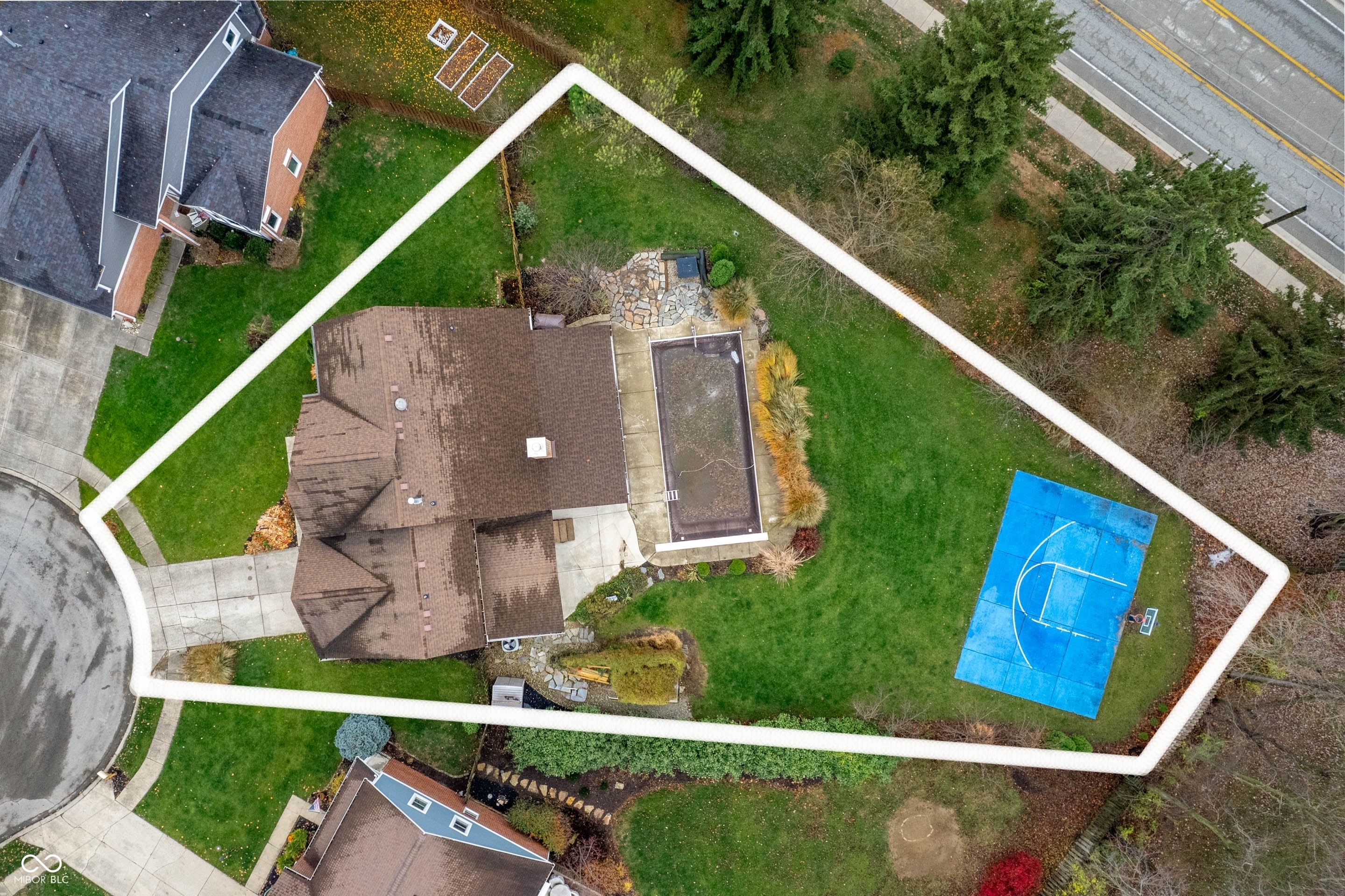 11612 Victoria Court Carmel, IN 46033 - Photo 26 of 37