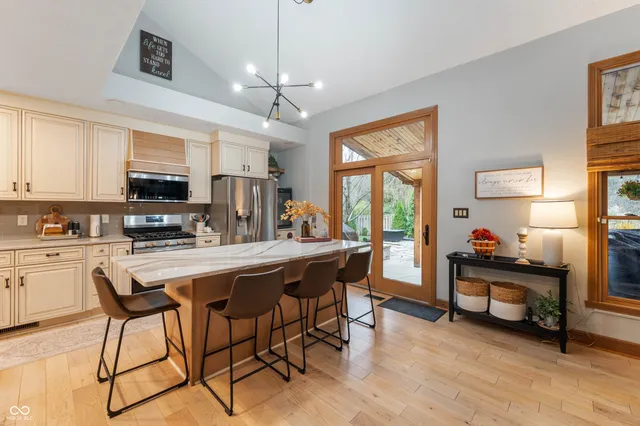 $624,900 | 11612 Victoria Court, Carmel, IN 46033