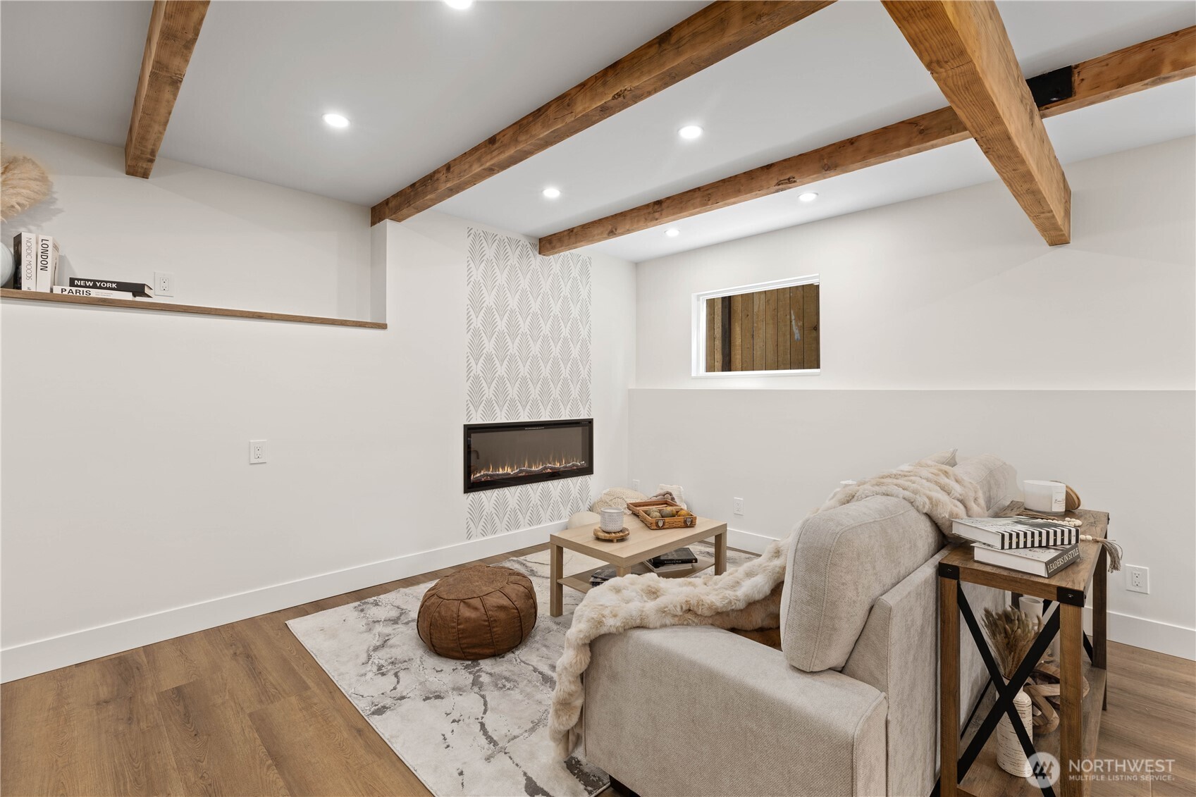 20921 West Richmond Road Bothell, WA 98021 - Photo 32 of 40 Gallery Image 32