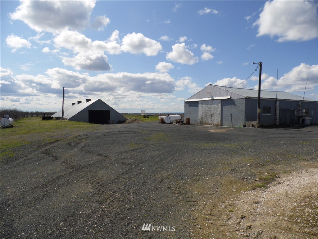 1867 West Foley Road Othello, WA 99344 - Photo 8 of 25