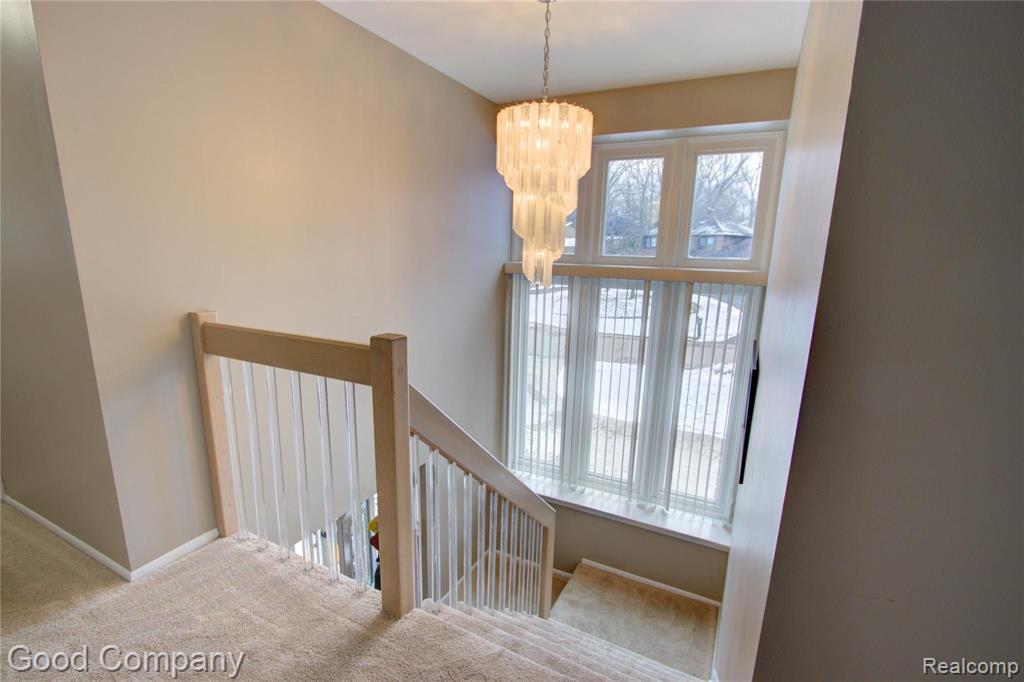 35190 Spring Hill Road Farmington Hills, MI 48331 - Photo 25 of 53