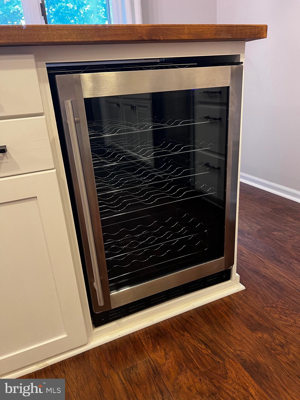 2312 Glade Bank Way Reston, VA 20191 - Photo 7 of 35 Wine fridge