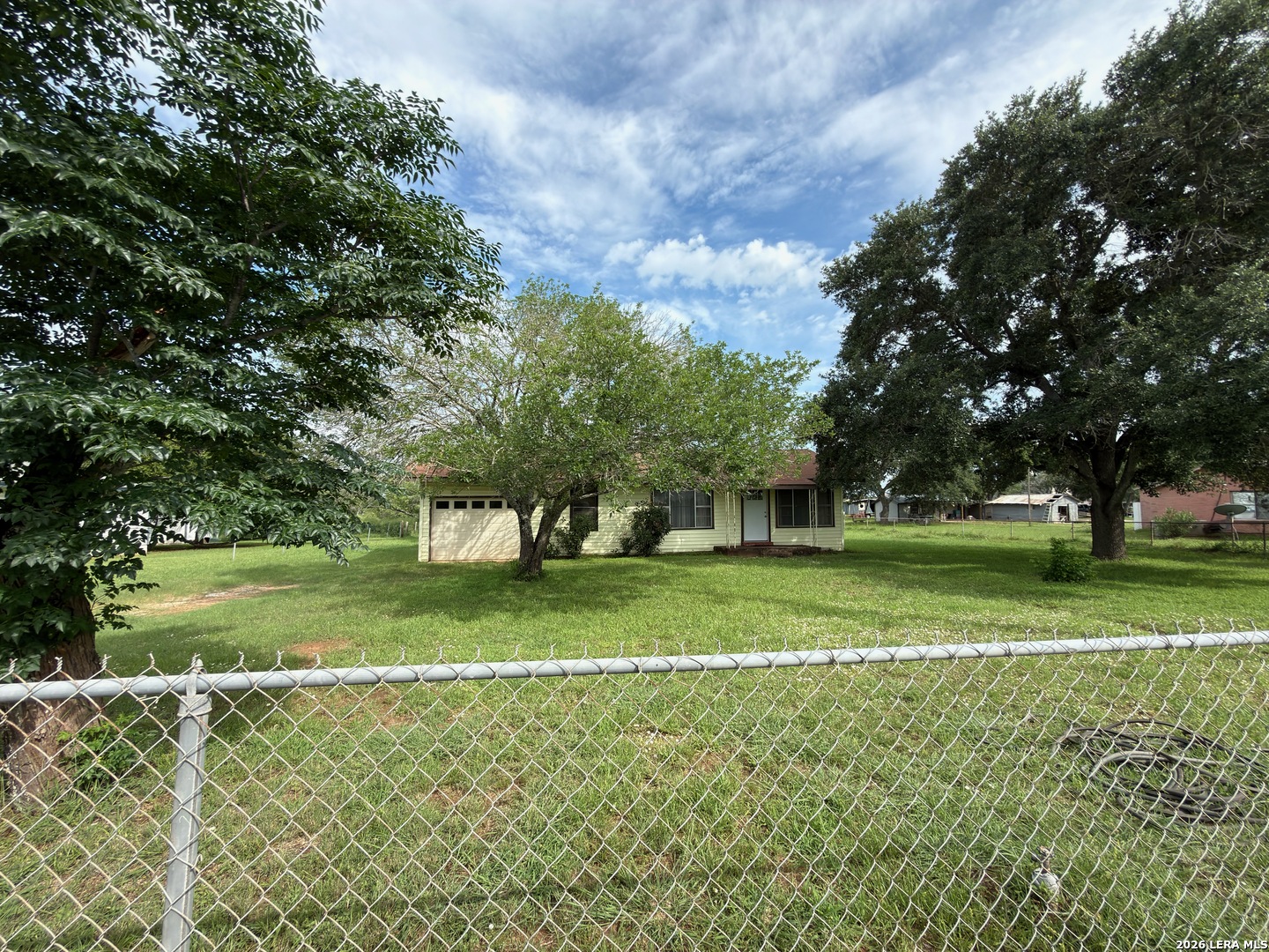 1920 Sutherland Springs Road Floresville, TX 78114 - Photo 2 of 18