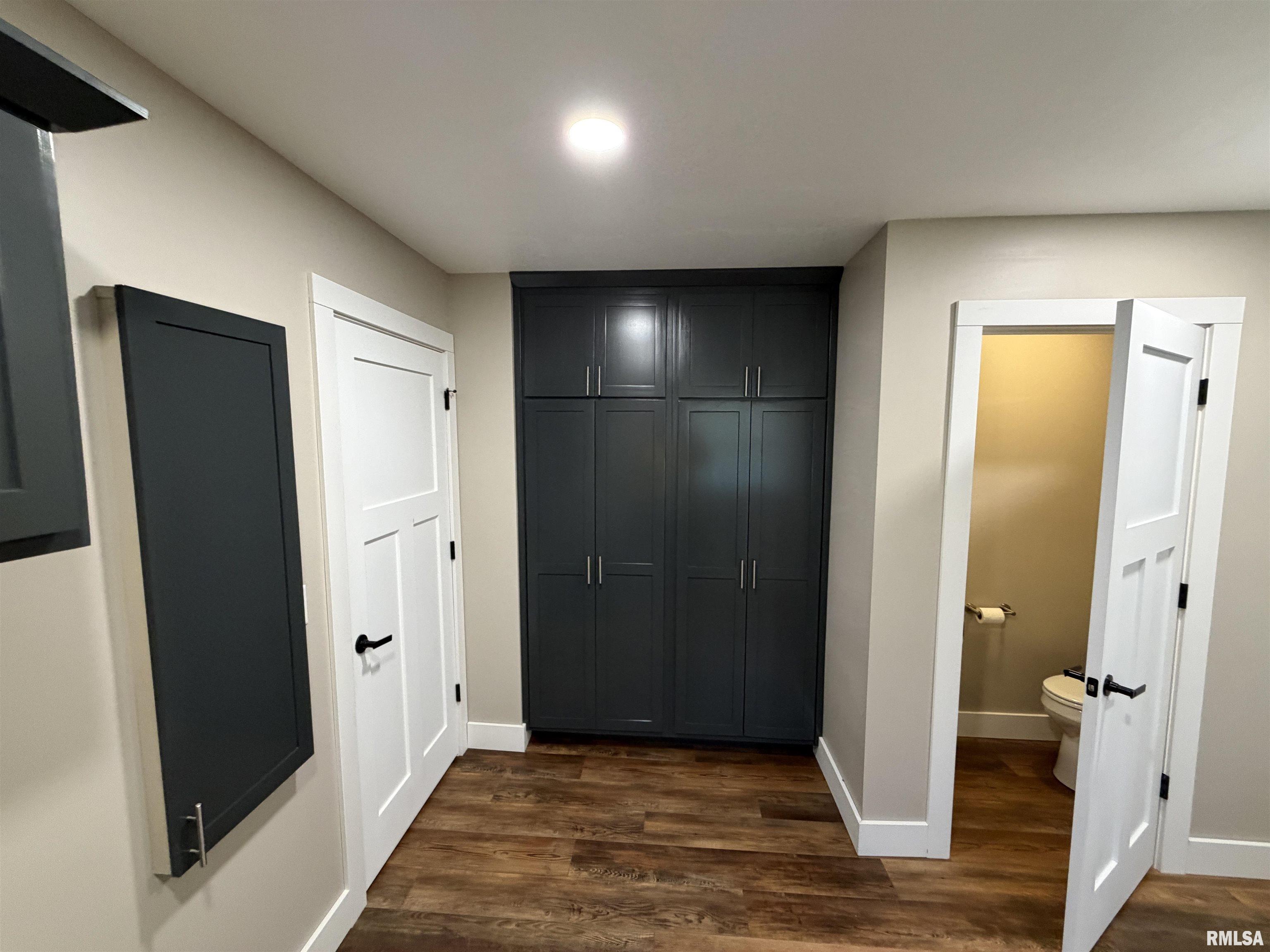 1110 West Hickory Street Canton, IL 61520 - Photo 17 of 33