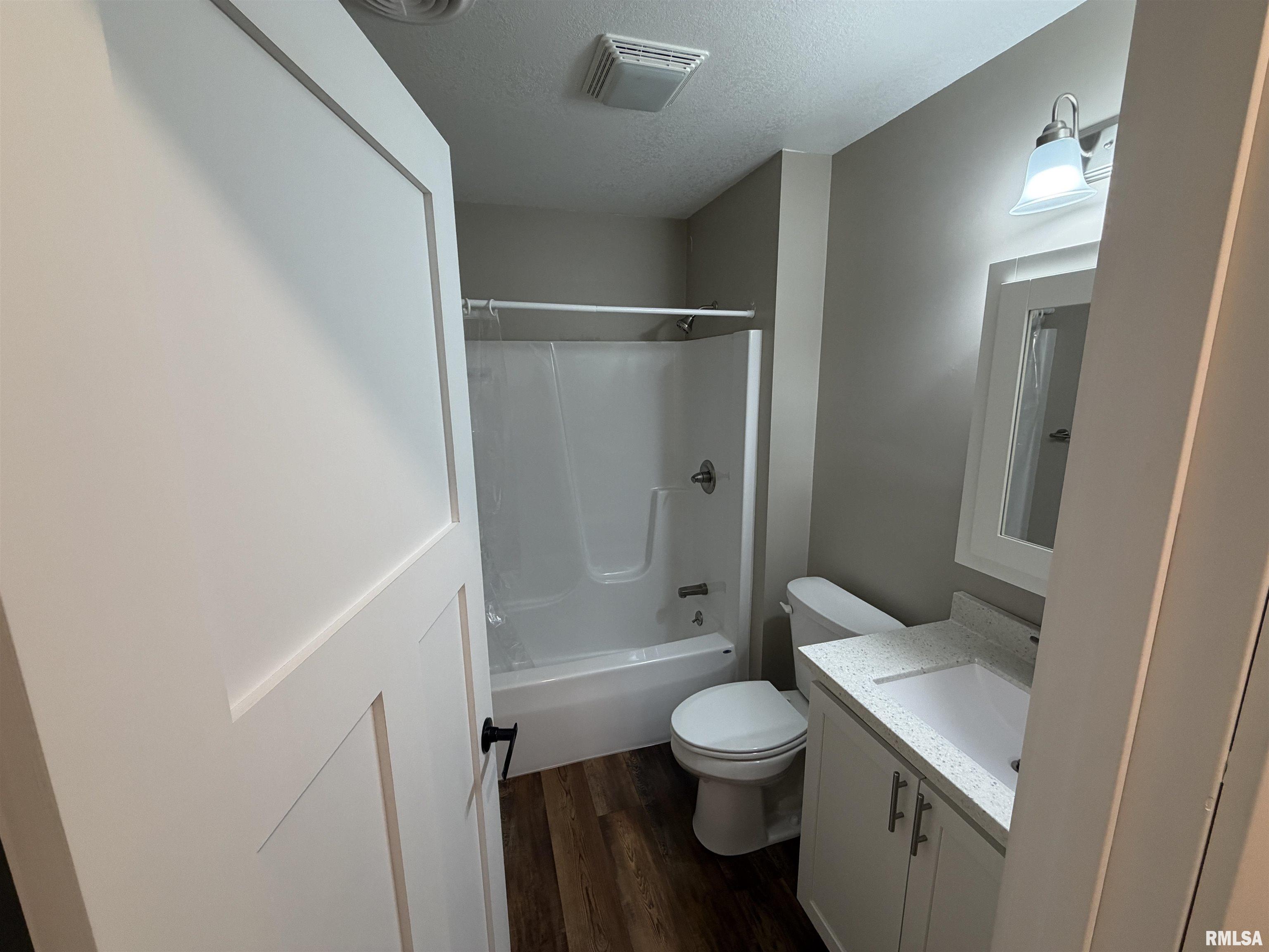 1110 West Hickory Street Canton, IL 61520 - Photo 27 of 33