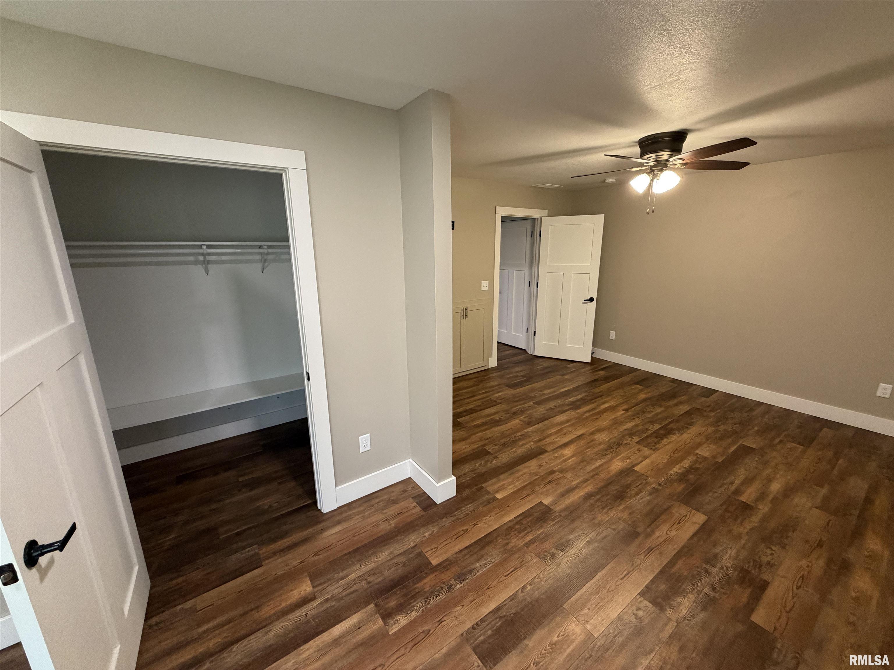 1110 West Hickory Street Canton, IL 61520 - Photo 31 of 33