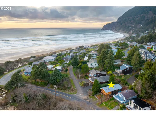 $800,000 | 8120 Nehalem Road, Nehalem, OR 97131