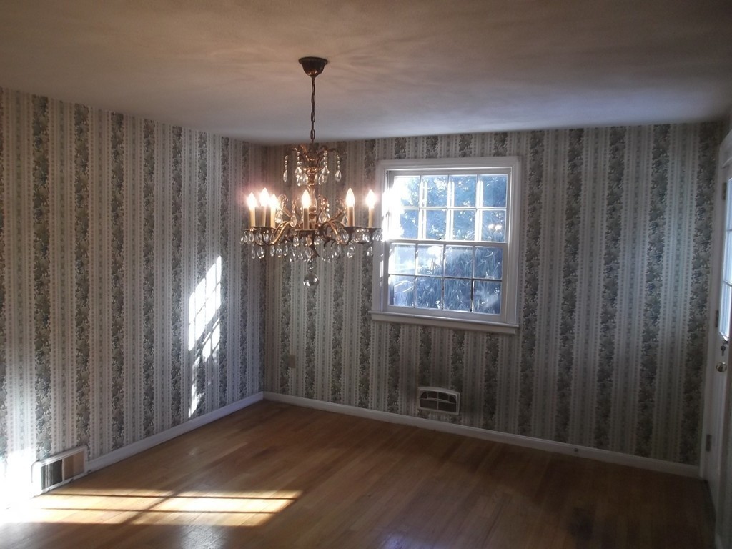 115 Ridge Road East Longmeadow, MA 01028 - Photo 8 of 23 Gallery Image 8
