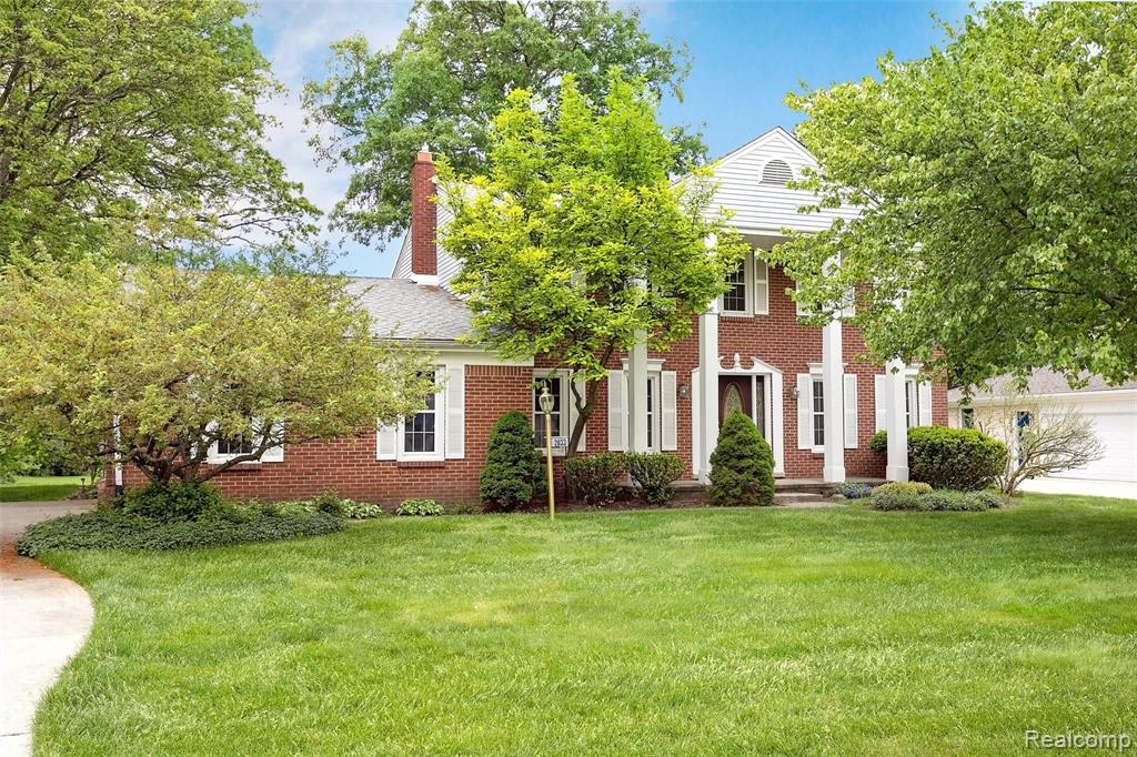 2833 Chancery Court Rochester Hills, MI 48306 - Photo 1 of 38