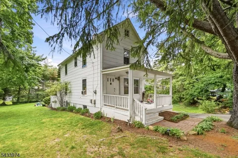 $505,000 | 10 Bodnar Street, Bernardsville, NJ 07924