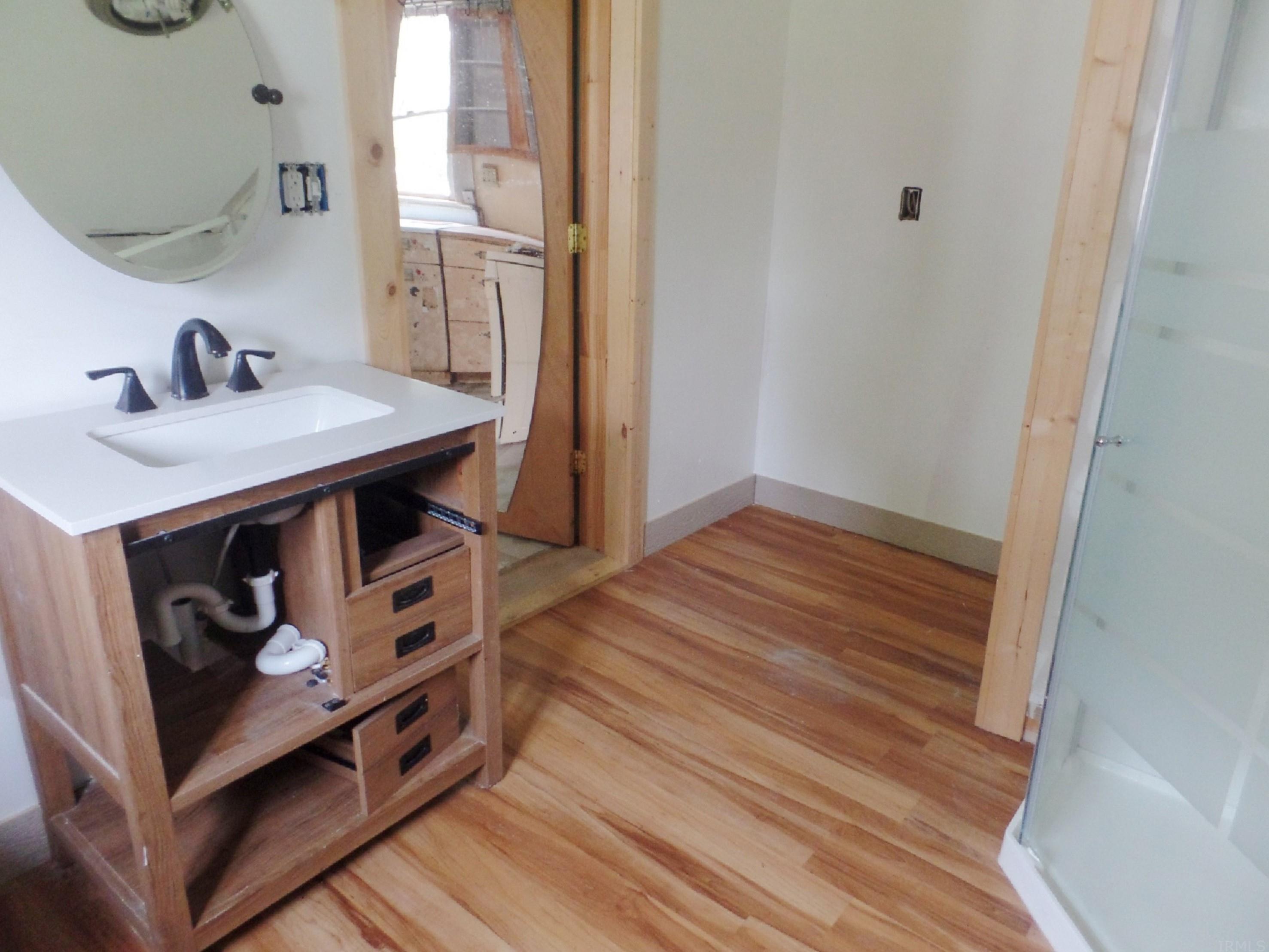 915 Dierkes Street Decatur, IN 46733 - Photo 14 of 33