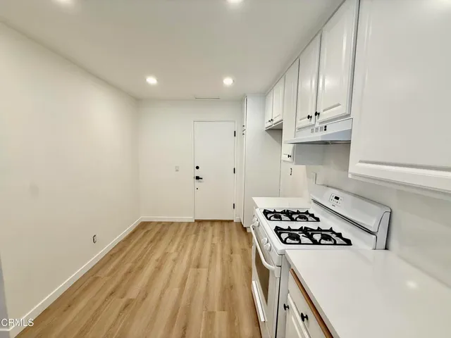 $3,900 | 2439 Chippewa Lane, Ventura, CA 93001