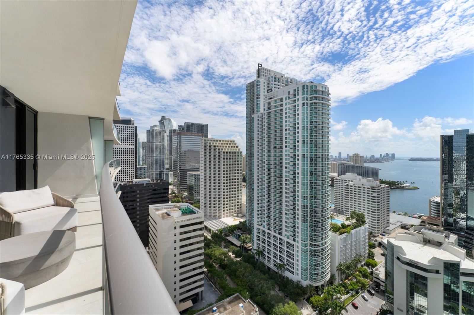 1010 Brickell Avenue, Unit 3003 Miami, FL 33131 - Photo 25 of 26