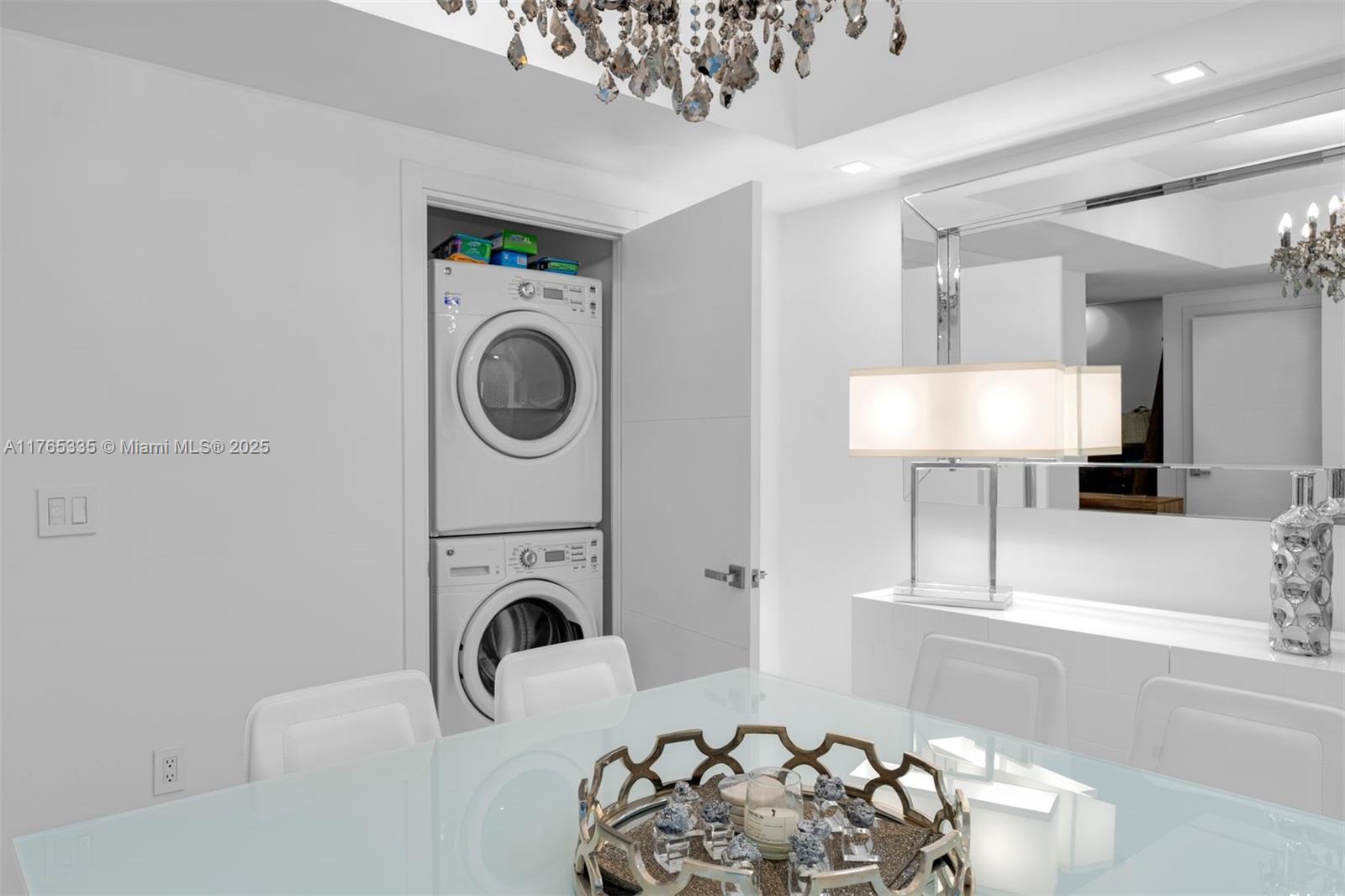 1010 Brickell Avenue, Unit 3003 Miami, FL 33131 - Photo 10 of 26