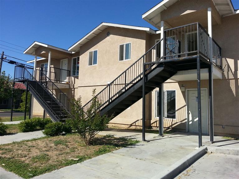 1702 Merced Street, Unit 100 Madera, CA 93638 - Photo 2 of 42 Gallery Image 2