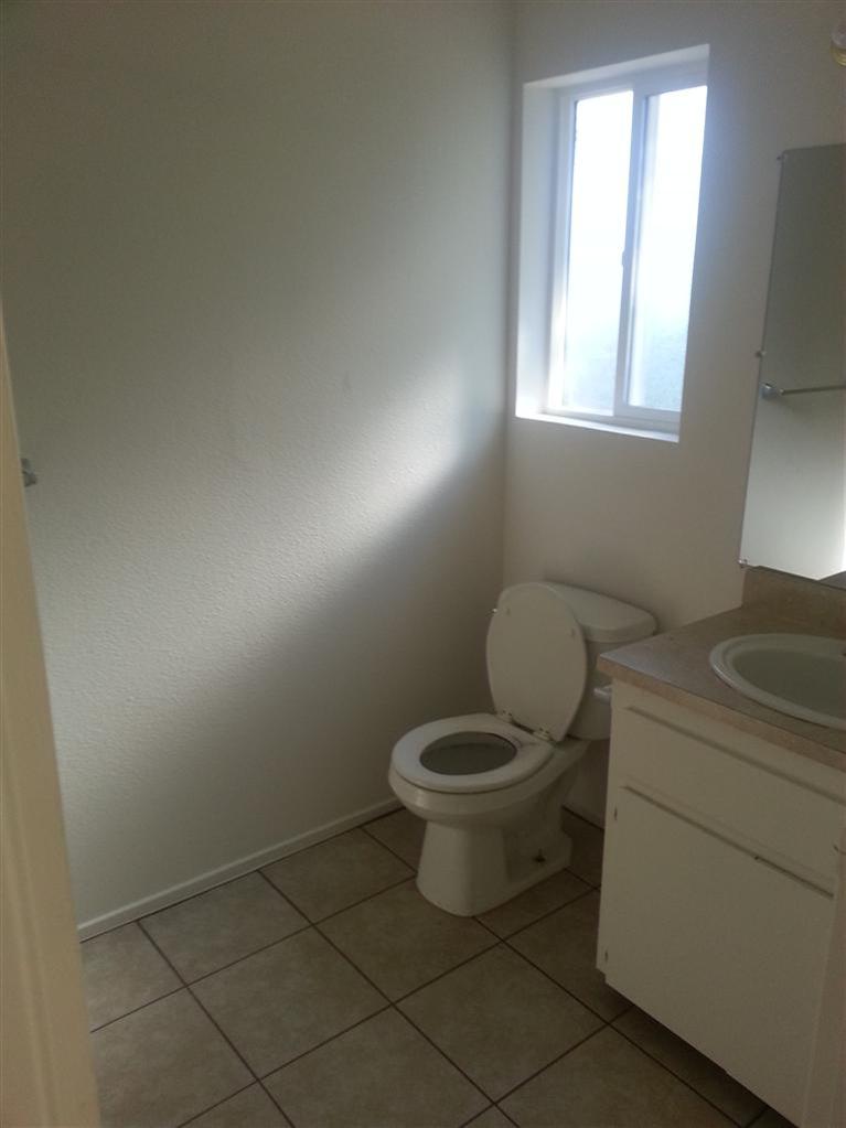 1702 Merced Street, Unit 100 Madera, CA 93638 - Photo 15 of 42 Gallery Image 15