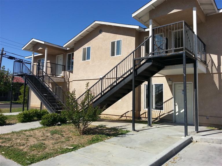 1702 Merced Street, Unit 100 Madera, CA 93638 - Photo 5 of 42 Gallery Image 5