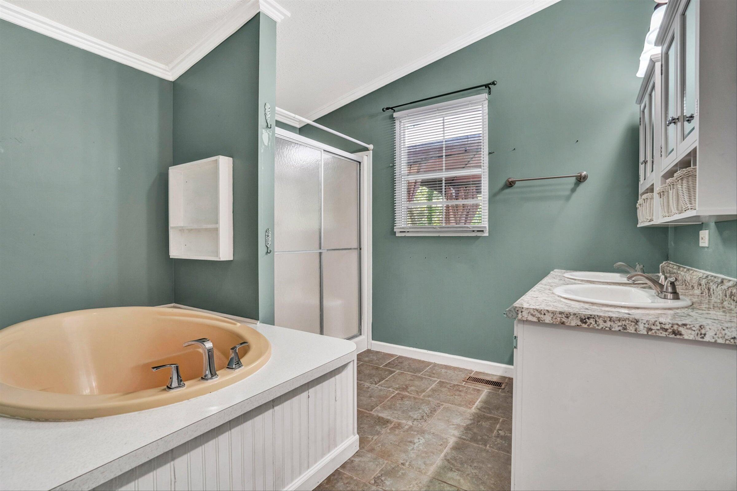 2027 Timberview Road Roanoke, VA 24019 - Photo 12 of 22 20240503222838564564000000-o