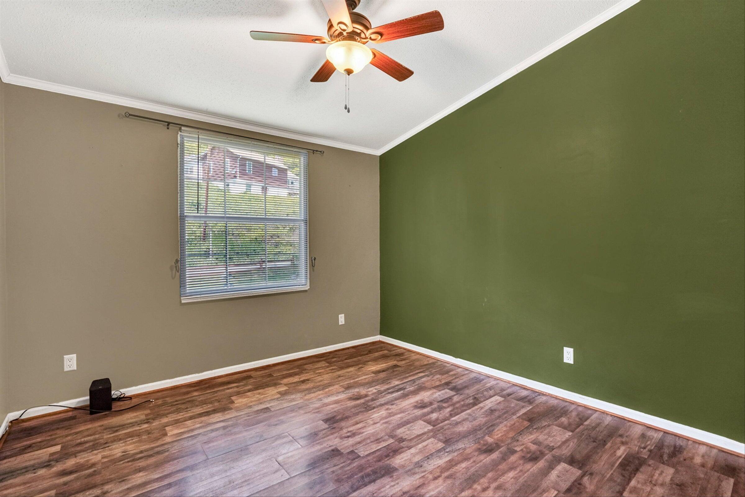 2027 Timberview Road Roanoke, VA 24019 - Photo 15 of 22 20240503222847131634000000-o