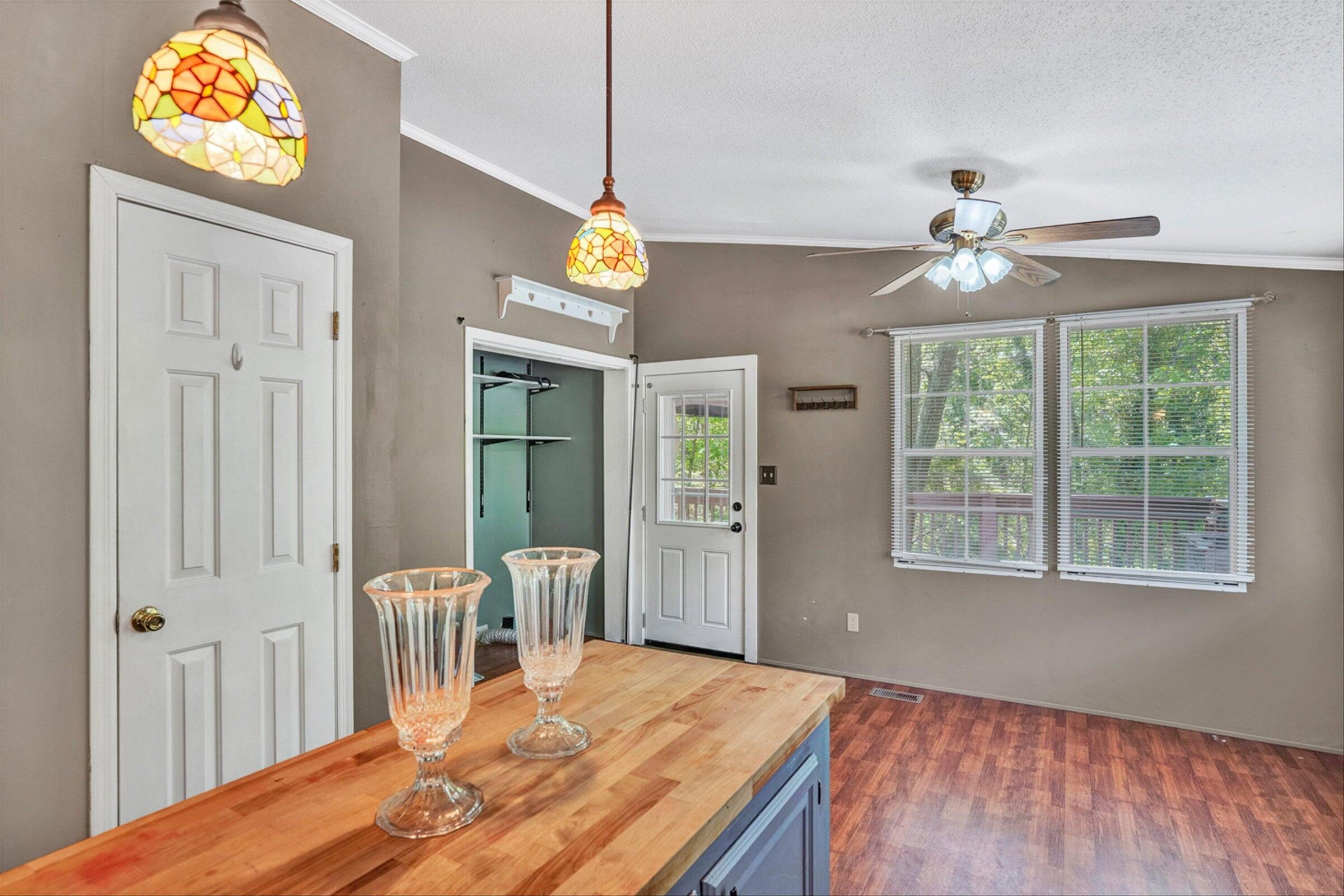 2027 Timberview Road Roanoke, VA 24019 - Photo 8 of 22 20240503222825074858000000-o