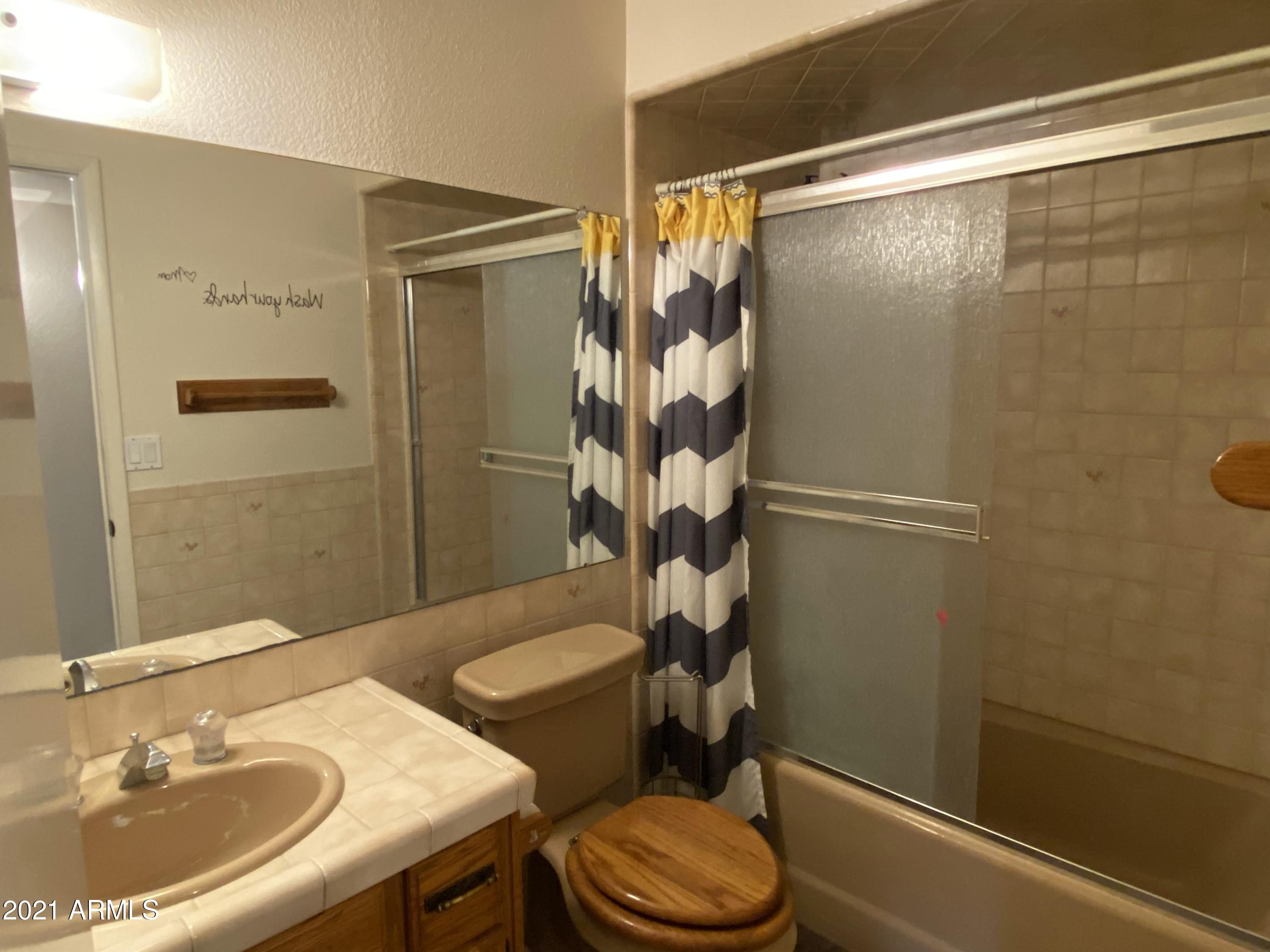 4408 West Redfield Road Glendale, AZ 85306 - Photo 20 of 26 Guest Bath