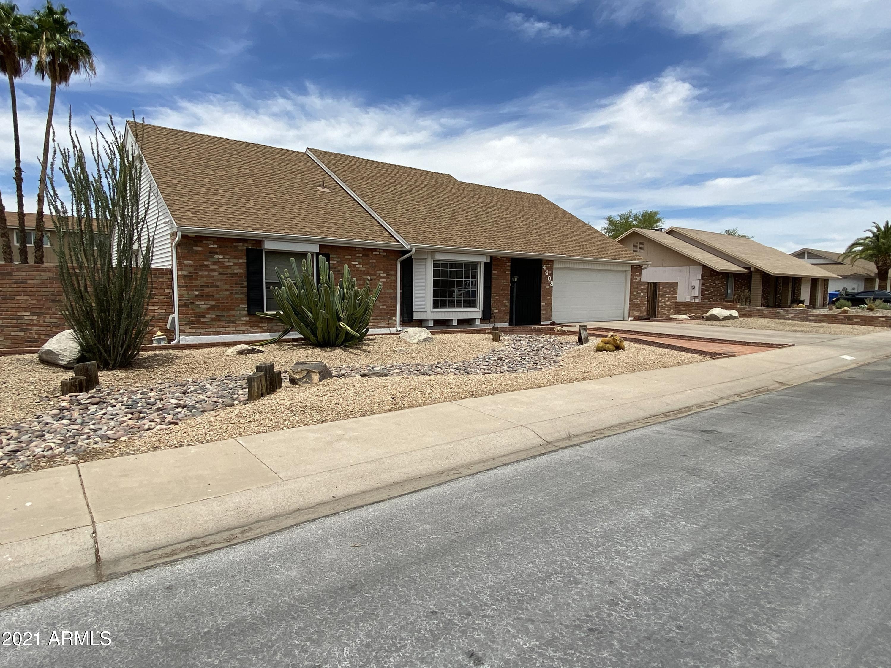 4408 West Redfield Road Glendale, AZ 85306 - Photo 2 of 26 Front Yard