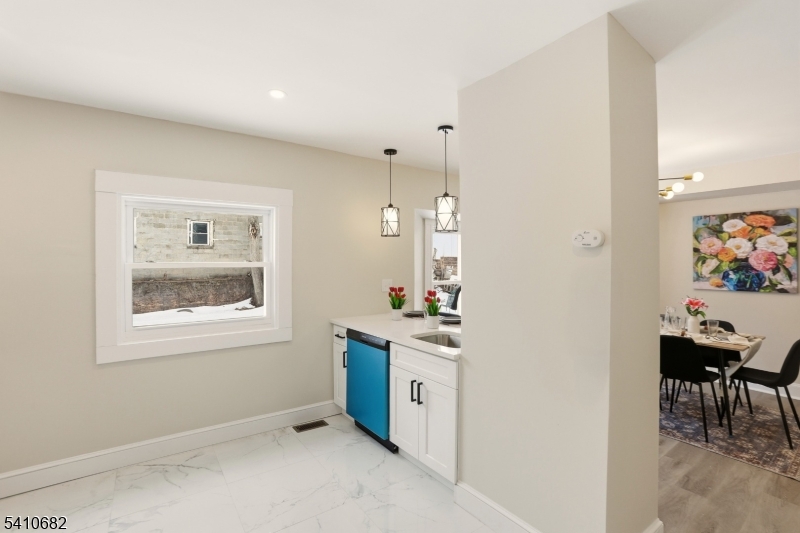 143 Smith Street Newark, NJ 07106 - Photo 14 of 29