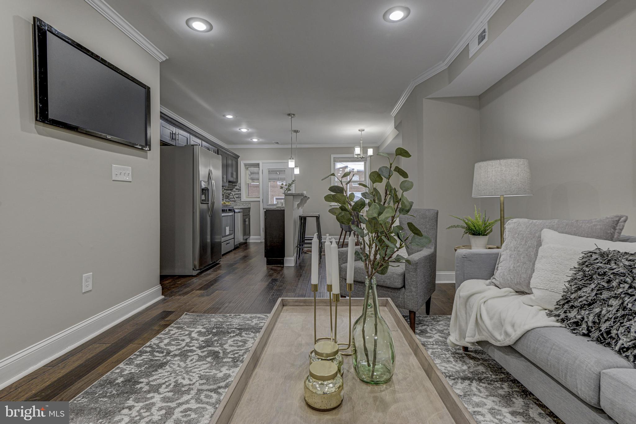 4125 Mountwood Road Baltimore, MD 21229 - Photo 6 of 71 Gallery Image 6