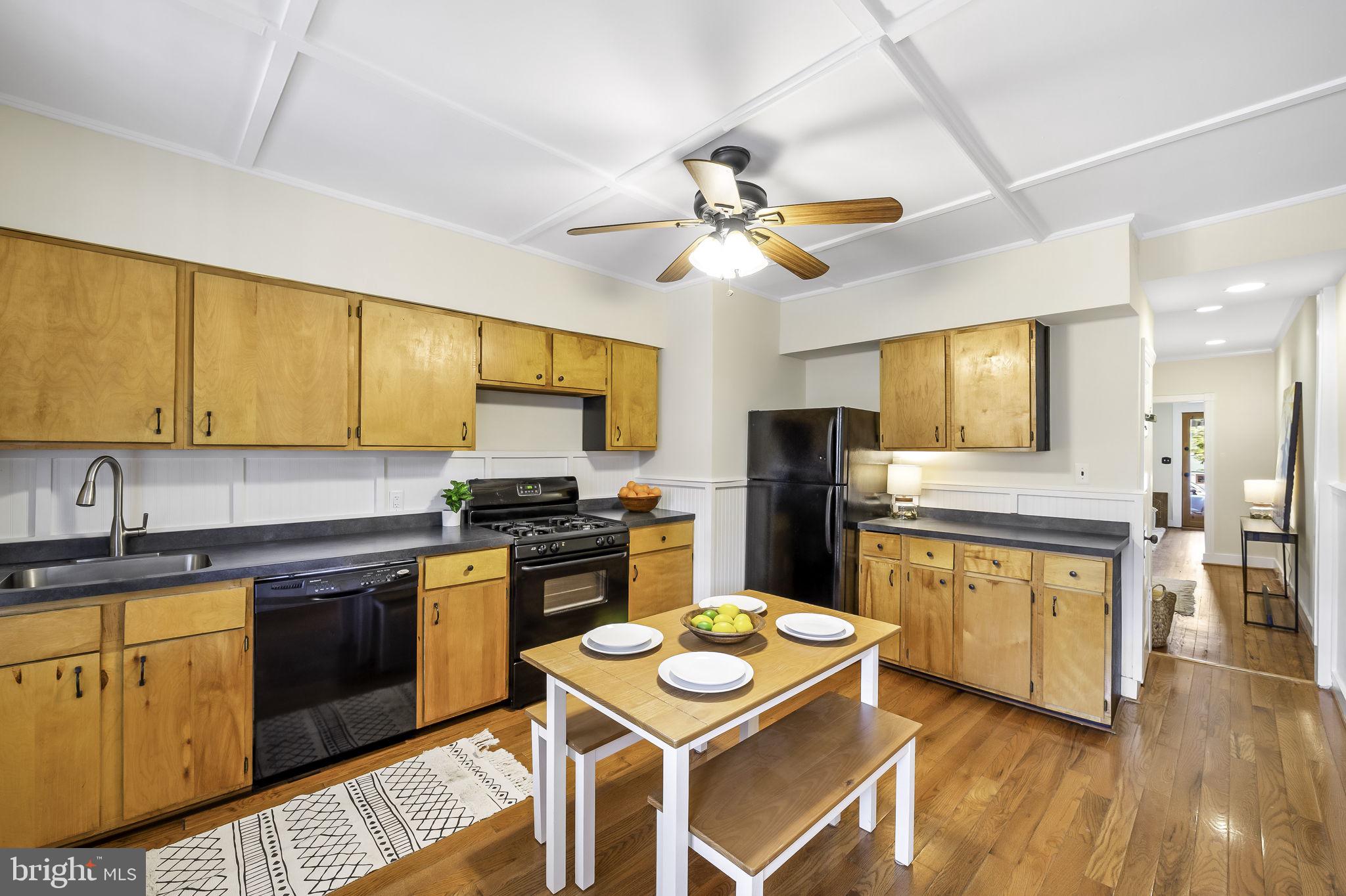 825 Union Avenue Baltimore, MD 21211 - Photo 13 of 37