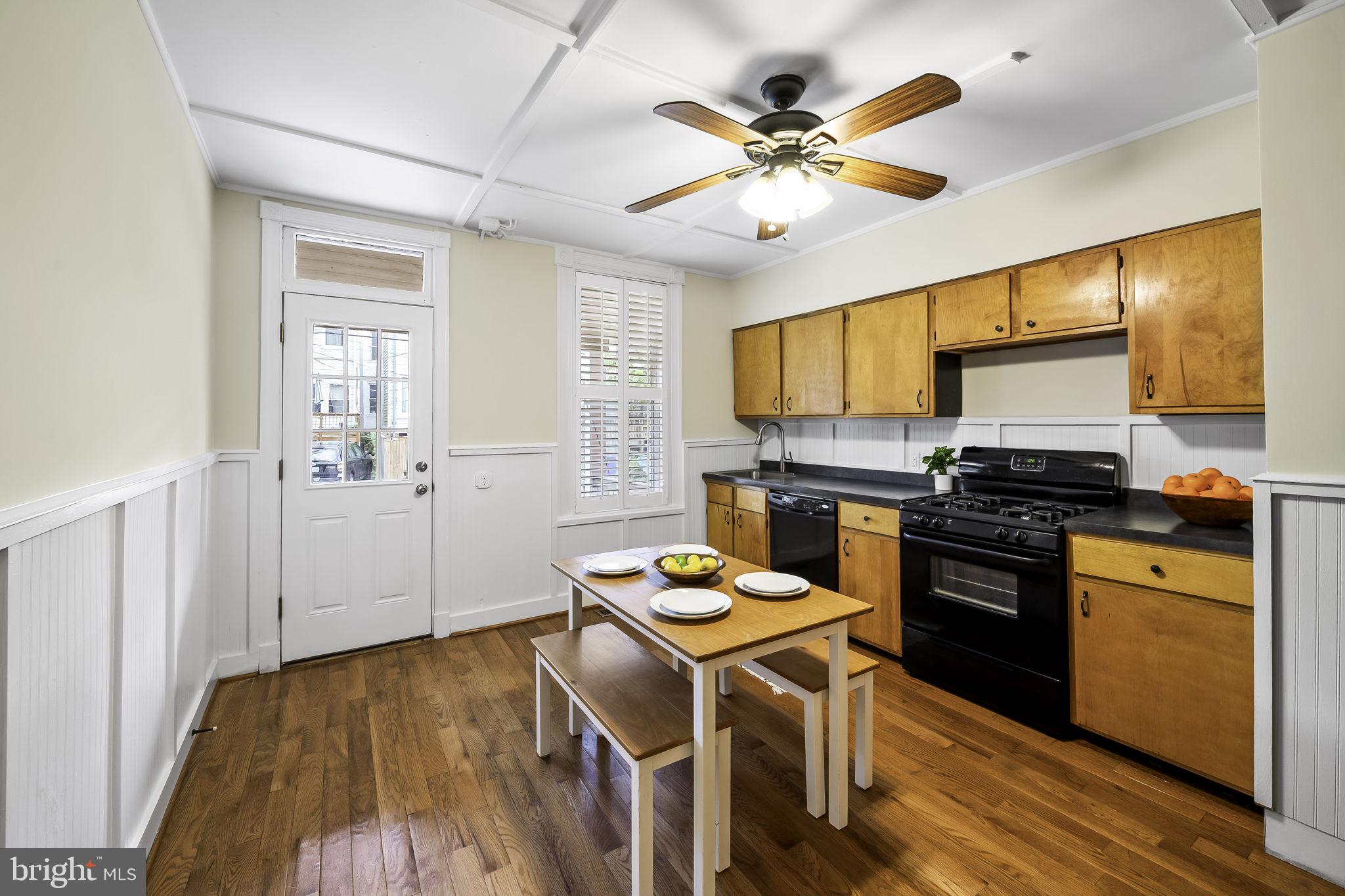 825 Union Avenue Baltimore, MD 21211 - Photo 17 of 37