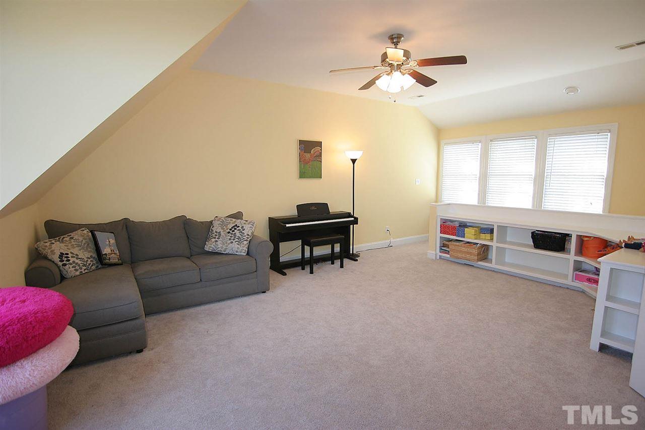 9401 Brimstone Lane Raleigh, NC 27613 - Photo 11 of 18