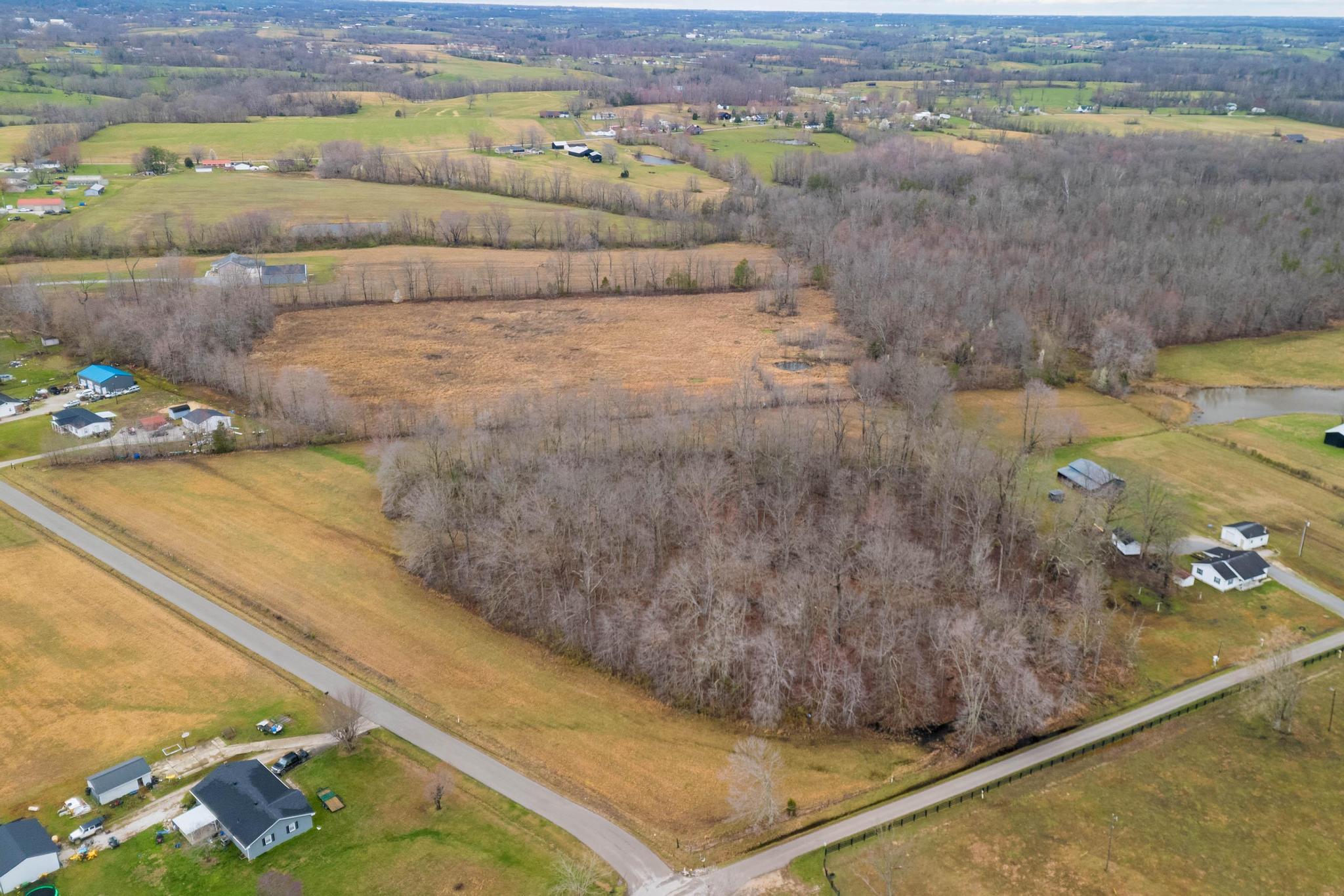 575 Compton Road Jeffersonville, KY 40337 - Photo 43 of 46 DJI_20260316232052_0022_D