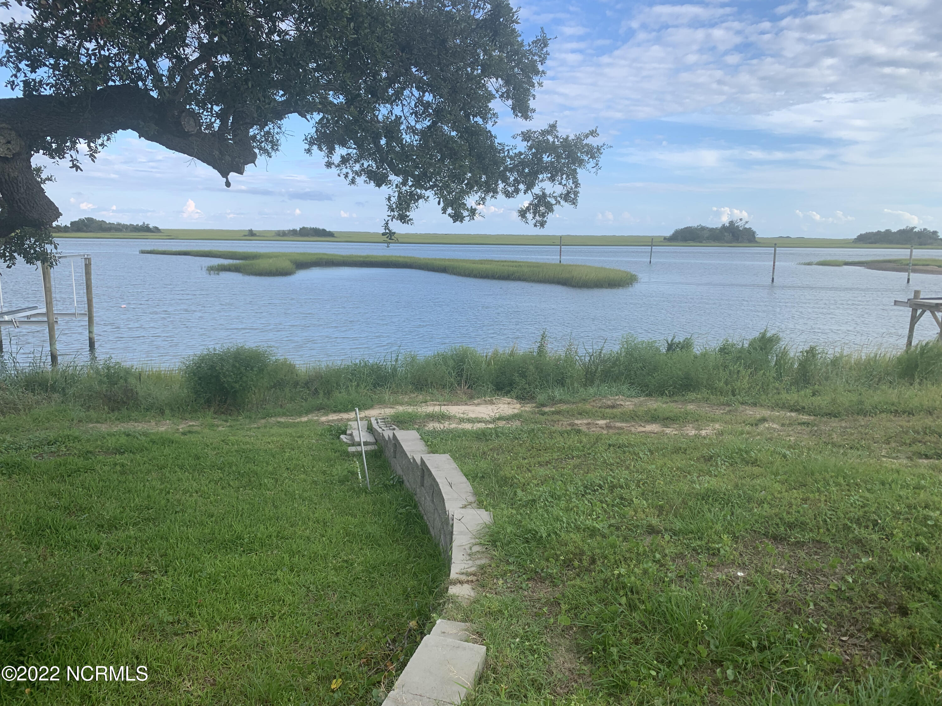 43 Waterfront Circle Hampstead, NC 28443 - Photo 5 of 9 IMG_3600