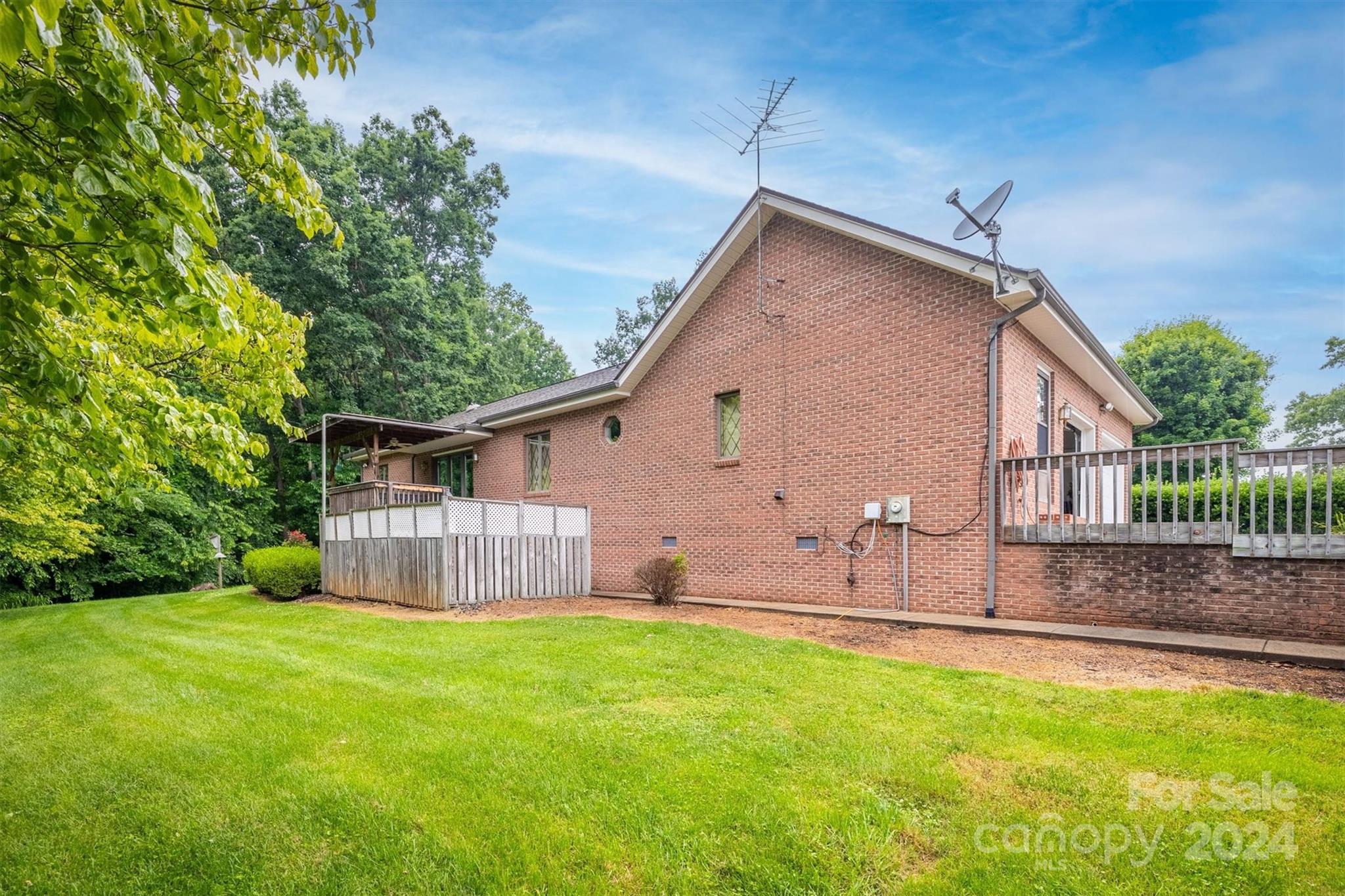 2281 Propst Road Morganton, NC 28655 - Photo 31 of 38 Gallery Image 31