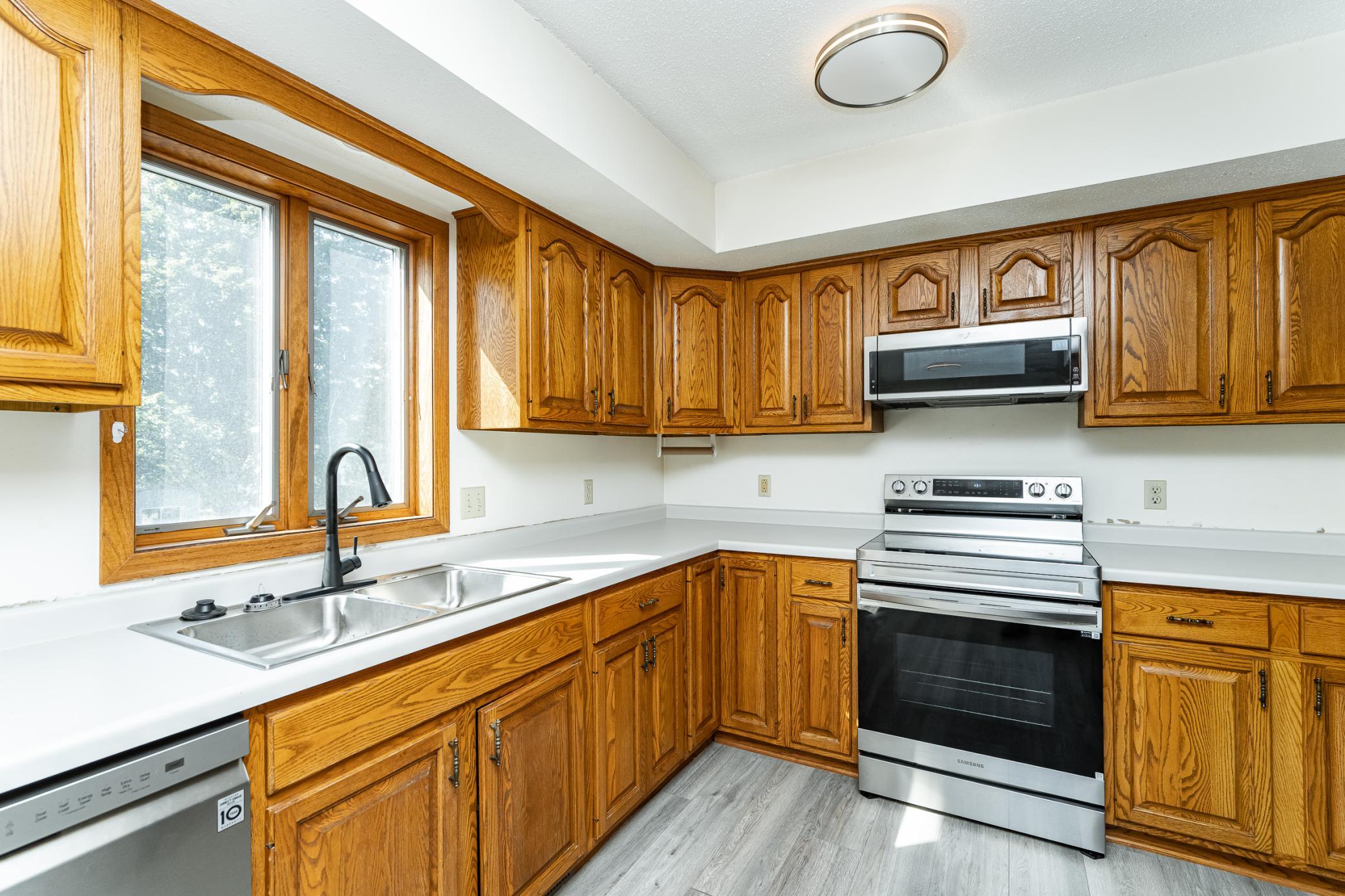 4412 Newcastle Lane Northwest Rochester, MN 55901 - Photo 17 of 37