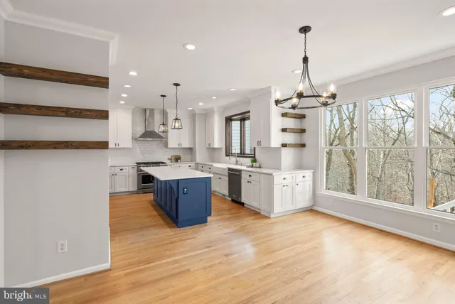 $999,000 | 21147 Brookside Lane, Great Falls, VA 22066