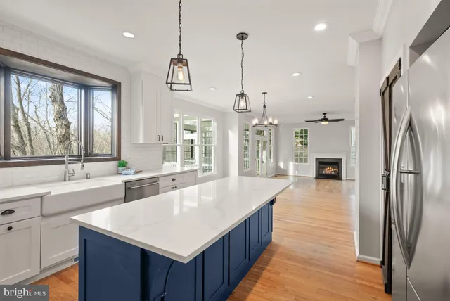 $999,000 | 21147 Brookside Lane, Great Falls, VA 22066