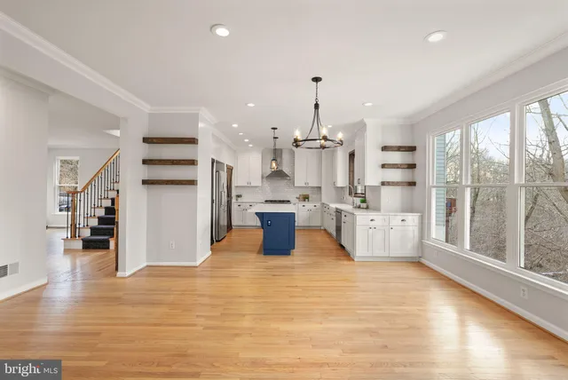 $999,000 | 21147 Brookside Lane, Great Falls, VA 22066