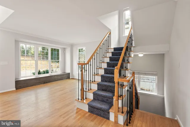 $999,000 | 21147 Brookside Lane, Great Falls, VA 22066