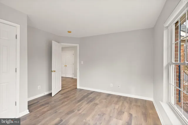 $999,000 | 21147 Brookside Lane, Great Falls, VA 22066