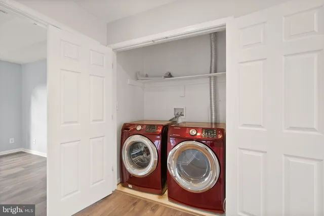 $999,000 | 21147 Brookside Lane, Great Falls, VA 22066