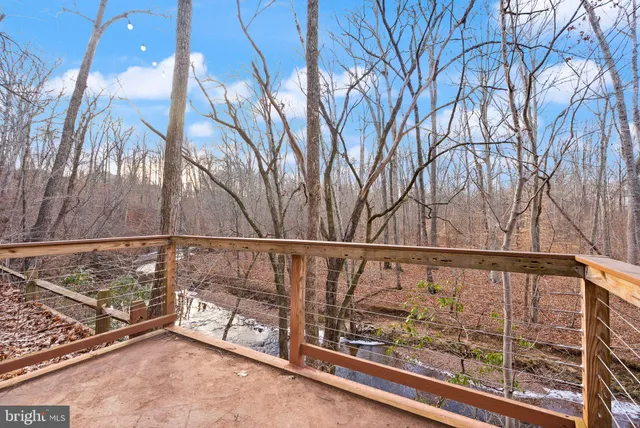 $999,000 | 21147 Brookside Lane, Great Falls, VA 22066