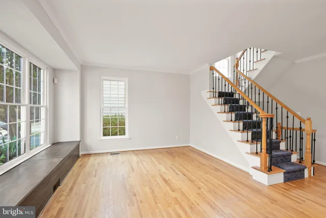 $999,000 | 21147 Brookside Lane, Great Falls, VA 22066