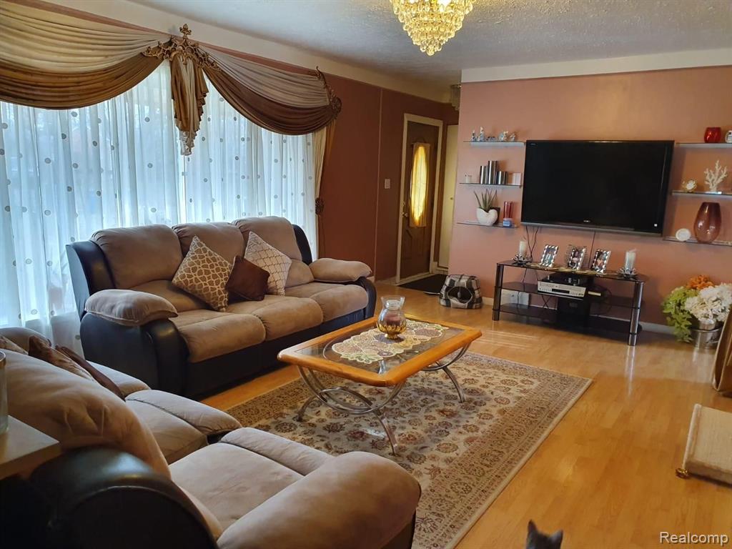 3833 Rome Avenue Warren, MI 48091 - Photo 14 of 23