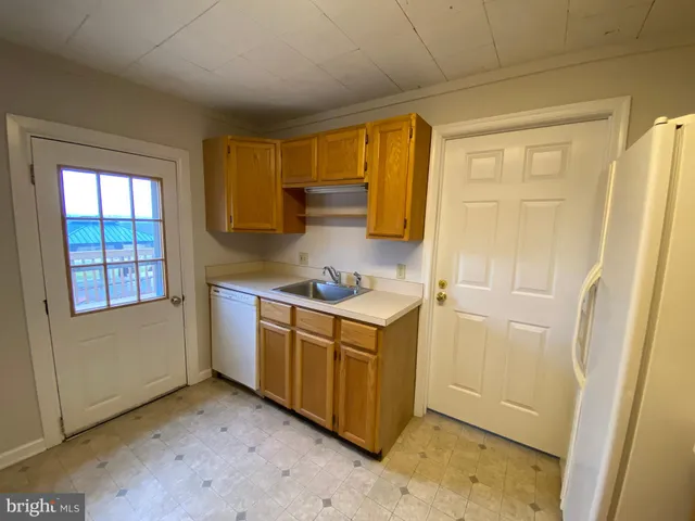 $2,500 | 2063 Hill Road, Unit A, Perkiomenville, PA 18074